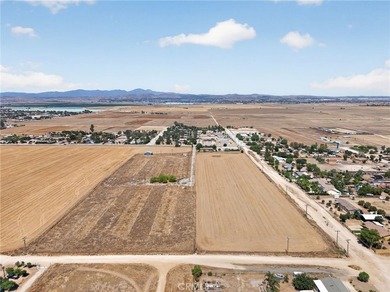 Unbelievable Opportunity on 18.6 Acres! Endless possibilities - photo 3