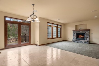 Exceptional, CUSTOM QUALITY two story, one owner home with a - photo 23
