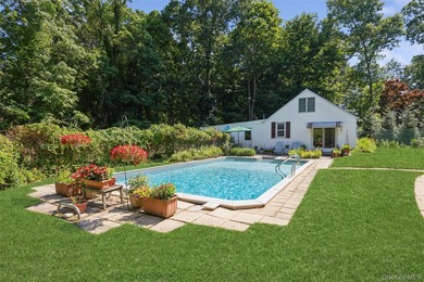 Charming Cape in the Heart of Port Jefferson Village Filled with - photo 27