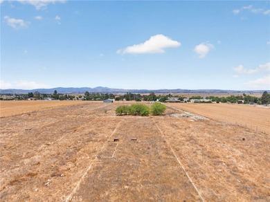 Unbelievable Opportunity on 18.6 Acres! Endless possibilities - photo 7