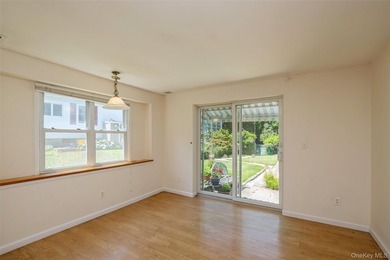 Charming Cape in the Heart of Port Jefferson Village Filled with - photo 32