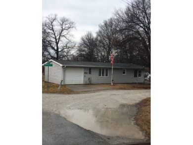 Lake Home For Sale in Bath, Illinois