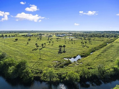 Experience the ultimate blend of luxury living and equestrian - photo 6