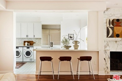 Rare opportunity to own an exceptionally spacious, beautifully - photo 20