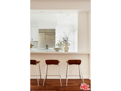 Rare opportunity to own an exceptionally spacious, beautifully - photo 21