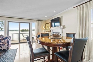 This 7 south level entry condo on Lake Hamilton allows short - photo 7