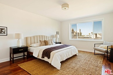Rare opportunity to own an exceptionally spacious, beautifully - photo 39