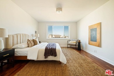 Rare opportunity to own an exceptionally spacious, beautifully - photo 41