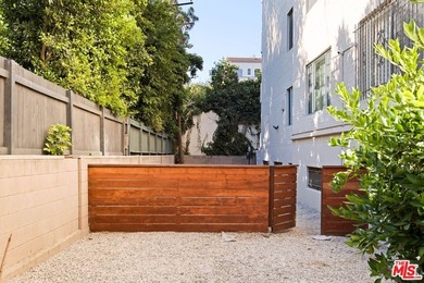 Rare opportunity to own an exceptionally spacious, beautifully - photo 46