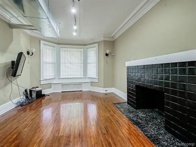 Discover a rare investment opportunity in the heart of Detroit - photo 4
