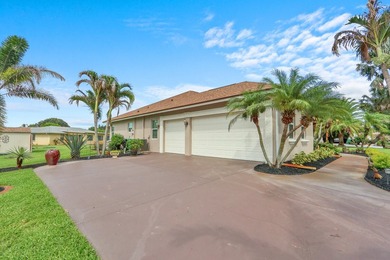 RARE FIND and MOTIVATED SELLER! NO HOA. Spectacular Model - photo 8