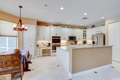Rarely available Lake Front pool home in a GL Homes gated - photo 10