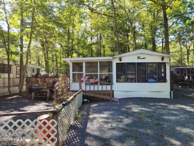 (private lake, pond, creek) Home For Sale in Milford Pennsylvania