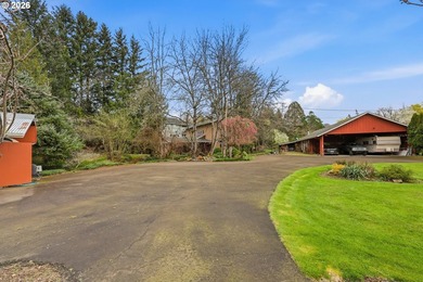 Welcome to your private retreat in the heart of Washougal! This - photo 4