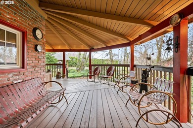 Welcome to your private retreat in the heart of Washougal! This - photo 7