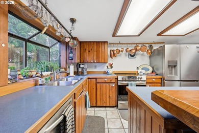 Welcome to your private retreat in the heart of Washougal! This - photo 10