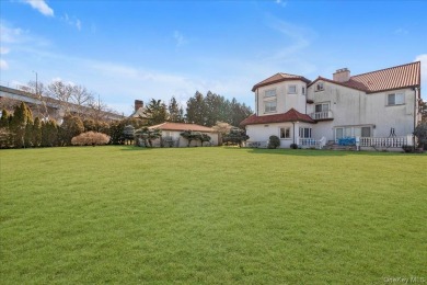 East River Home For Sale in Malba New York