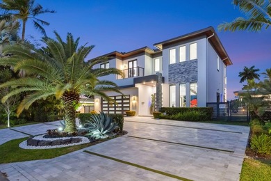 Experience refined waterfront living in this stunning Ocean - photo 11