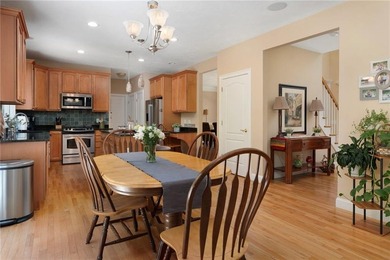 Welcome to this beautifully maintained 11-room Colonial nestled - photo 13