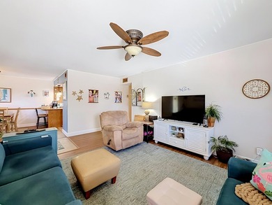Perfect 2 bedroom 2 bath FURNISHED condo close to downtown - photo 6
