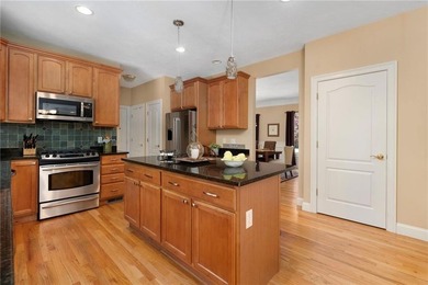 Welcome to this beautifully maintained 11-room Colonial nestled - photo 16