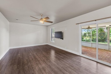 OPEN HOUSE THIS SUNDAY 12-2PM !! Tucked away on a quiet - photo 17