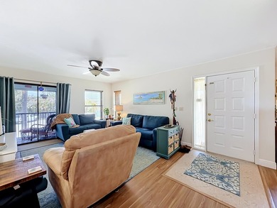 Perfect 2 bedroom 2 bath FURNISHED condo close to downtown - photo 8