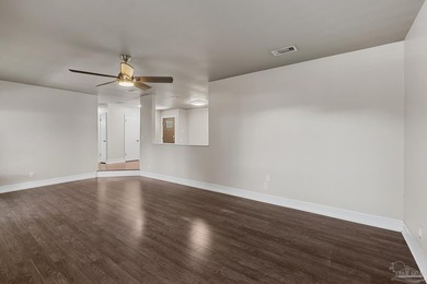 OPEN HOUSE THIS SUNDAY 12-2PM !! Tucked away on a quiet - photo 19