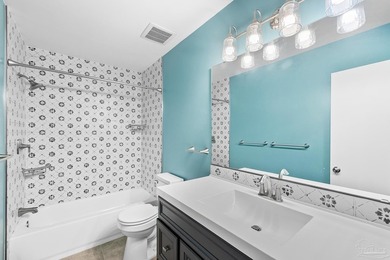 OPEN HOUSE THIS SUNDAY 12-2PM !! Tucked away on a quiet - photo 23