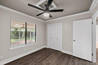 OPEN HOUSE THIS SUNDAY 12-2PM !! Tucked away on a quiet - photo 25