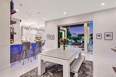 Experience refined waterfront living in this stunning Ocean - photo 25