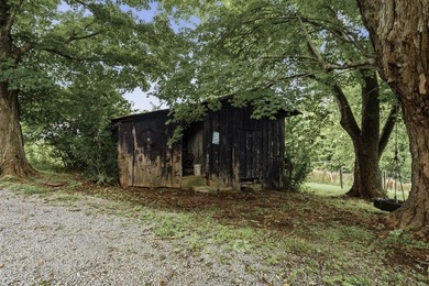 Escape to the peace and charm of country living with this - photo 29