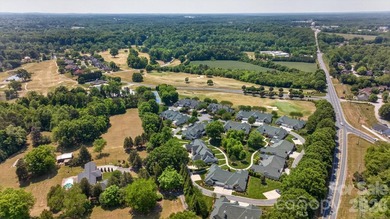Live a carefree lifestyle with resort style amenities right here - photo 30