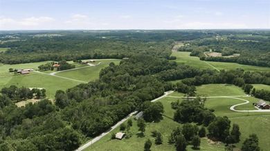Escape to the peace and charm of country living with this - photo 32