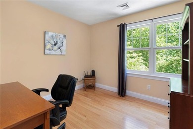Welcome to this beautifully maintained 11-room Colonial nestled - photo 34