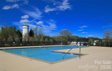 Live a carefree lifestyle with resort style amenities right here - photo 36