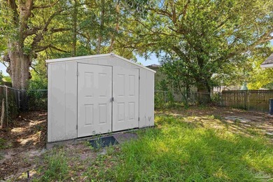 OPEN HOUSE THIS SUNDAY 12-2PM !! Tucked away on a quiet - photo 39