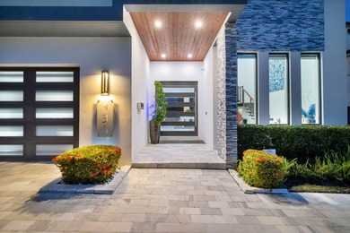 Experience refined waterfront living in this stunning Ocean - photo 41