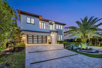 Experience refined waterfront living in this stunning Ocean - photo 42