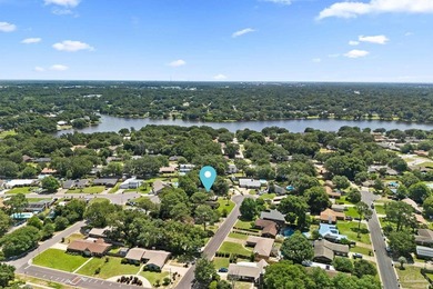 OPEN HOUSE THIS SUNDAY 12-2PM !! Tucked away on a quiet - photo 48