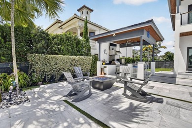 Experience refined waterfront living in this stunning Ocean - photo 53