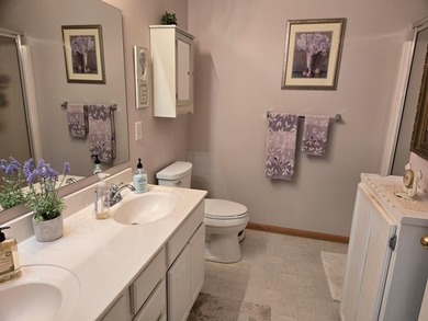 2/br-2/bath 1 level end unit-6 panel doors-fireplace w/marble - photo 11