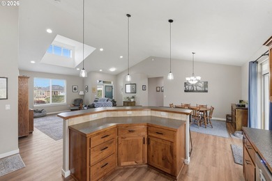 Turnkey 4-bedroom, 2-bath single-level home located on a quiet - photo 18