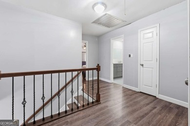 Don't miss this incredible opportunity to own a spacious - photo 19