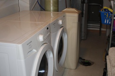 2/br-2/bath 1 level end unit-6 panel doors-fireplace w/marble - photo 19