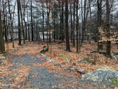 Lake Wallenpaupack Lot For Sale in Lake Ariel Pennsylvania