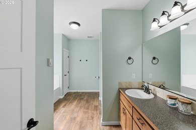 Turnkey 4-bedroom, 2-bath single-level home located on a quiet - photo 31