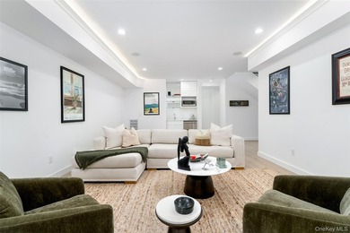 Experience an inspired blend of Southern elegance and modern - photo 32