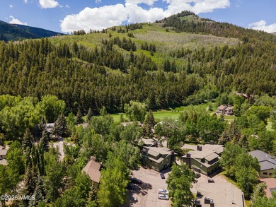 Well-maintained and thoughtfully cared for, this private - photo 38