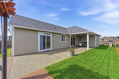 Turnkey 4-bedroom, 2-bath single-level home located on a quiet - photo 40